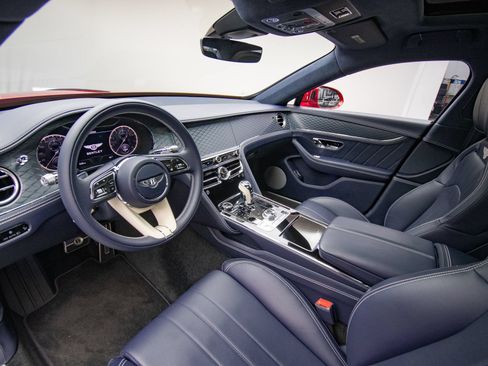 Certified 2024 Bentley Flying Spur S V8 AWD/4WD image 10