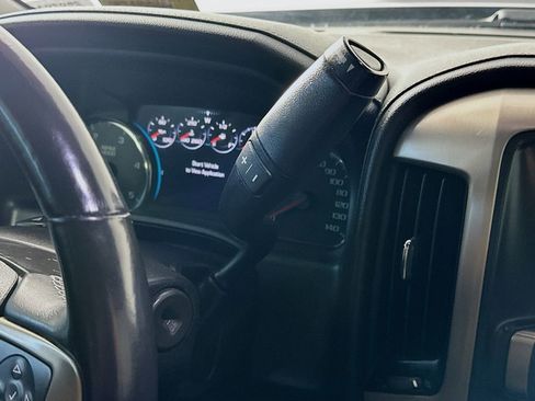 Used 2018 GMC Sierra 2500 Denali w/ Duramax Plus Package AWD/4WD image 16