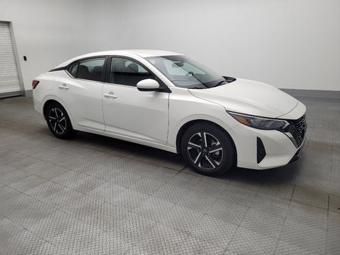 Used 2024 Nissan Sentra SV image 11