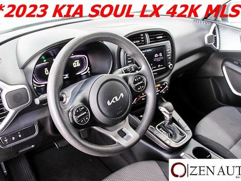 Used 2023 Kia Soul LX w/ Option Group 015 image 23