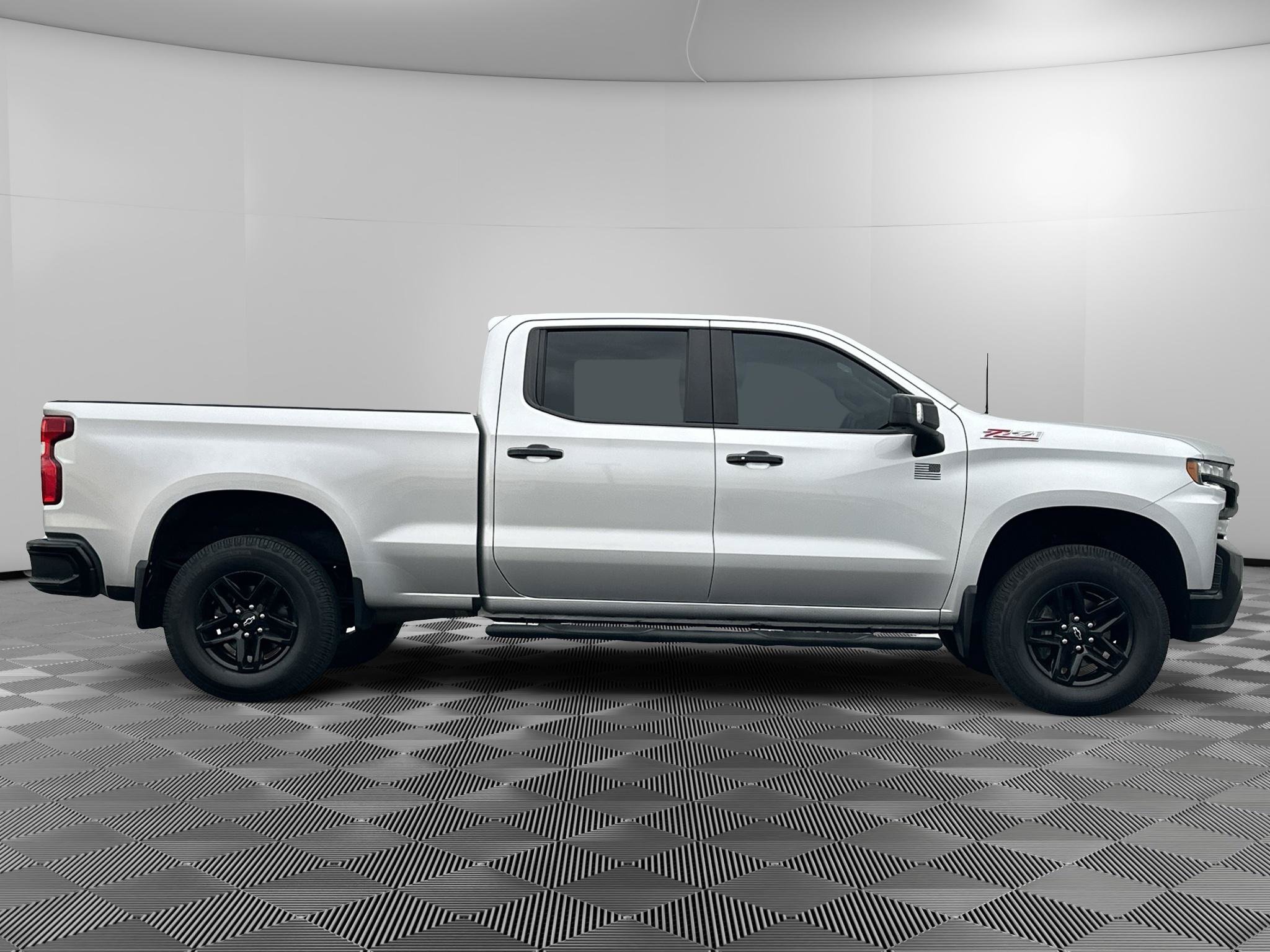 Used 2021 Chevrolet Silverado 1500 LT Trail Boss w/ Safety Package AWD/4WD image 3