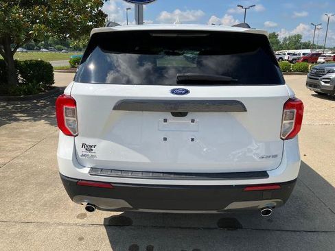 Certified 2024 Ford Explorer XLT w/ Equipment Group 202A AWD/4WD image 5