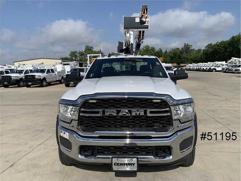 Used 2021 RAM 5500 Tradesman image 11