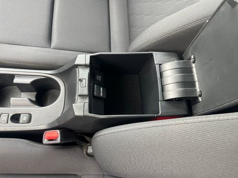 Certified 2024 Toyota Corolla LE image 28