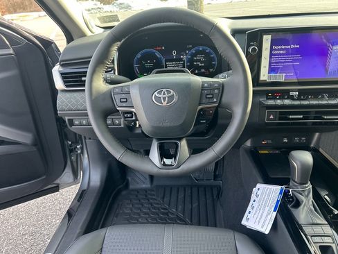 New 2026 Toyota Camry XLE image 21