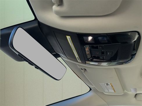 Used 2023 Lexus RX 350 Premium image 35