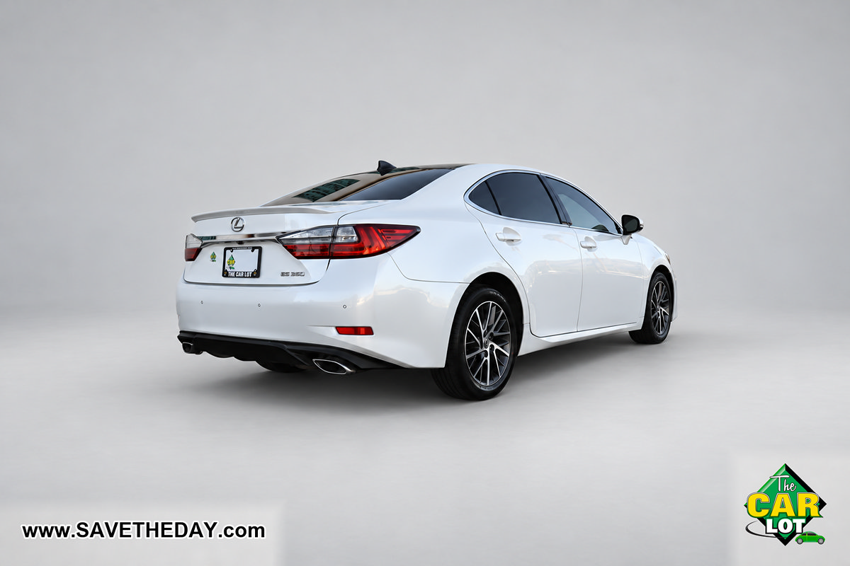 Used 2017 Lexus ES 350 w/ Navigation System Package FWD image 8