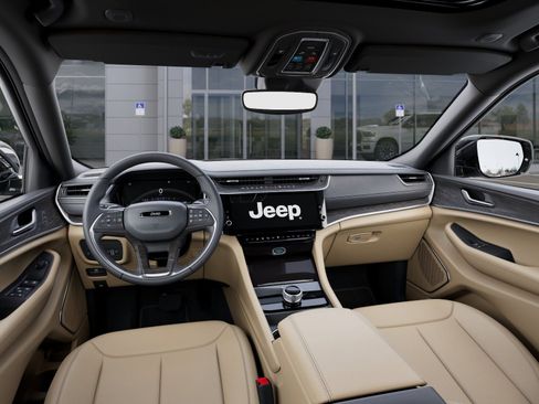 New 2026 Jeep Grand Cherokee Limited RWD image 14