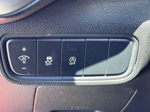Used 2024 Kia Soul LX w/ Option Group 015 FWD image 20