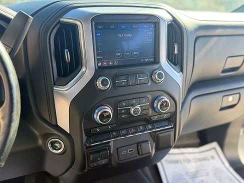 Used 2019 GMC Sierra 1500 SLE w/ SLE Value Package image 25