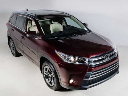 Used 2018 Toyota Highlander AWD V6 image 27