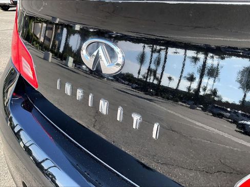 Used 2011 INFINITI G25 Journey w/ Moonroof Pkg RWD image 29