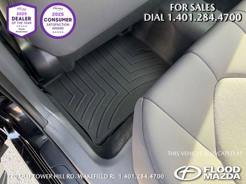 Used 2022 Toyota Camry LE image 19