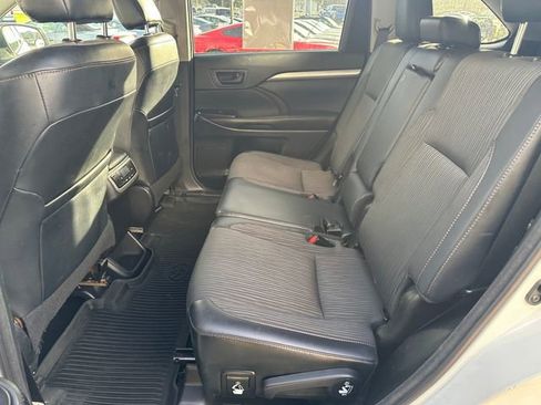 Used 2018 Toyota Highlander Plus w/ Protection Package #3 image 11