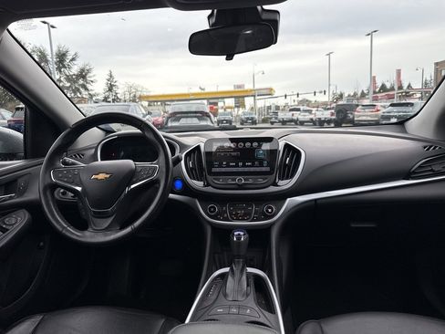 Used 2018 Chevrolet Volt LT w/ LT Driver Confidence Package image 6