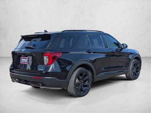 Used 2023 Ford Explorer ST-Line w/ Class IV Trailer Tow Package image 5