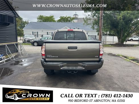 Used 2015 Toyota Tacoma 4x4 Double Cab w/ TRD Sport Package image 6