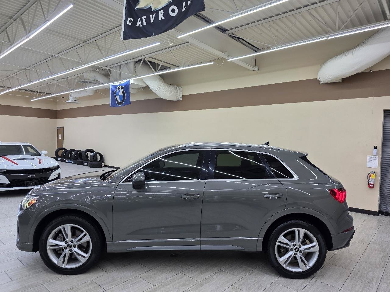 Used 2022 Audi Q3 2.0T Premium Plus w/ Premium Plus Package AWD/4WD image 9