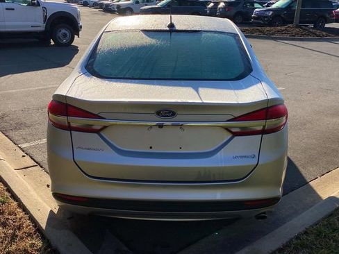 Used 2018 Ford Fusion S image 31