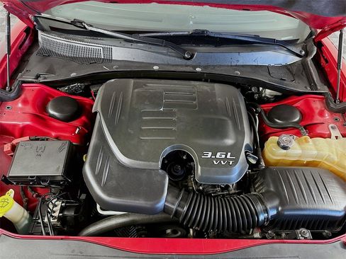 Used 2013 Dodge Charger SXT w/ Rallye Appearance Group image 32