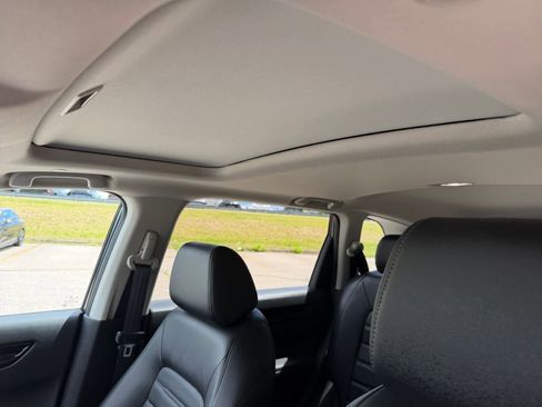 Used 2025 Honda CR-V EX-L image 22