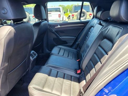 Used 2019 Volkswagen Golf R 4-Door AWD/4WD image 16