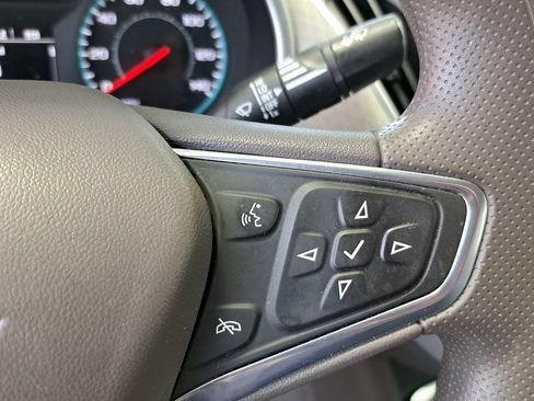 Used 2022 Chevrolet Malibu LT image 11