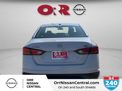 New 2025 Nissan Altima 2.5 SR w/ SR Premium Package image 6