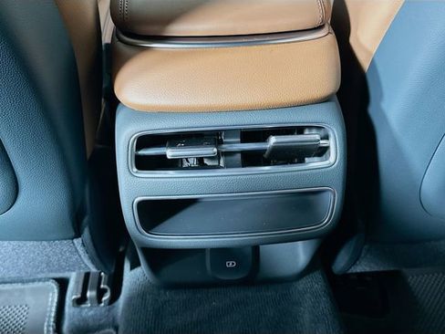 New 2026 Genesis GV70 2.5T Advanced image 18