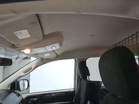 Used 2015 RAM C/V Tradesman FWD image 14