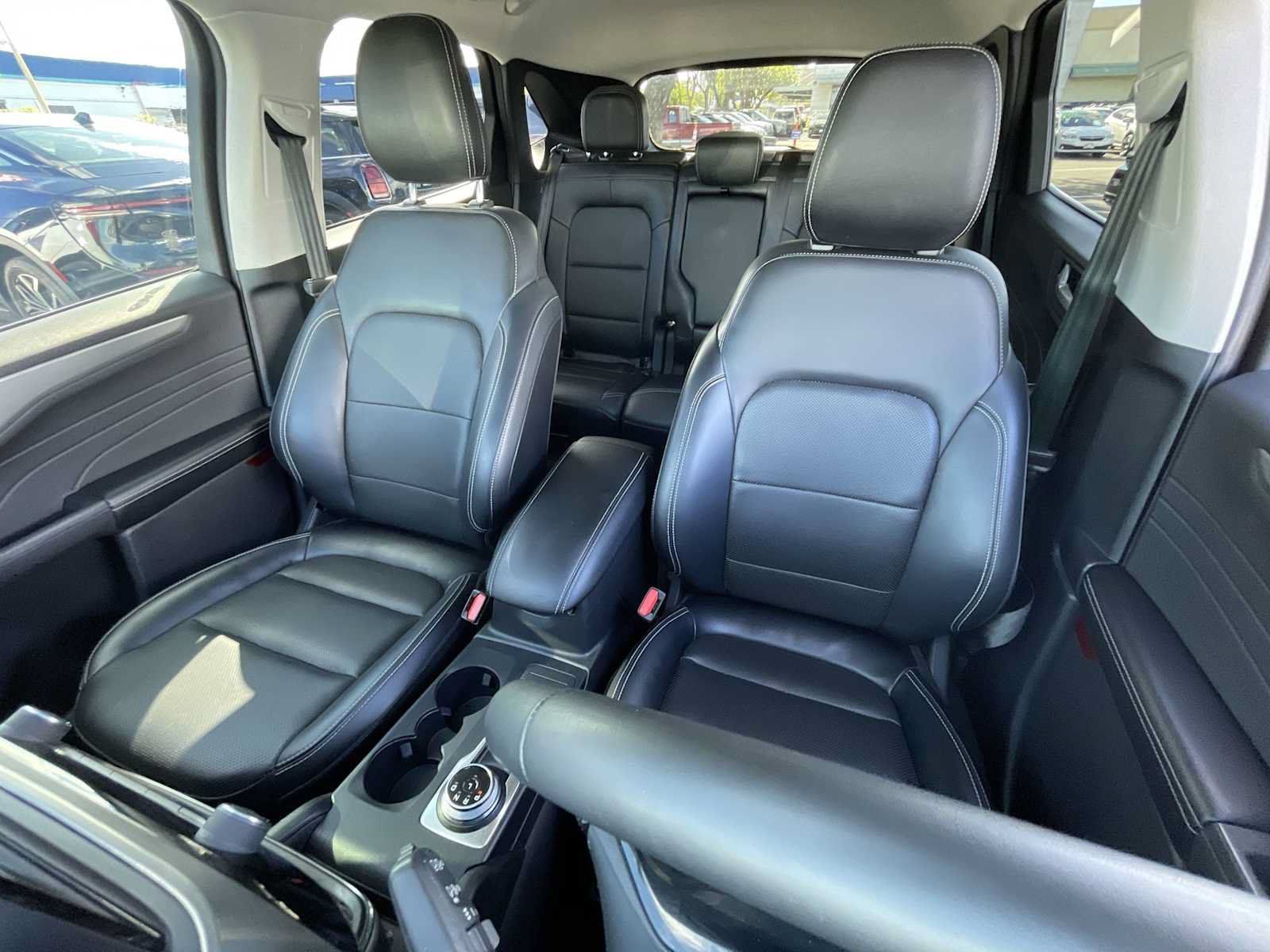 Used 2022 Ford Escape Titanium AWD/4WD image 12
