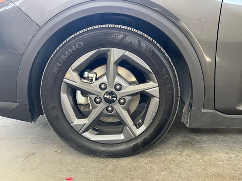 Used 2025 Kia K4 LXS image 60