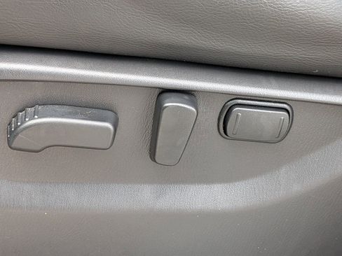 Used 2022 Nissan Armada SL w/ Midnight Edition Package image 21