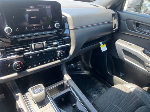Used 2023 Nissan Pathfinder Rock Creek AWD/4WD image 15