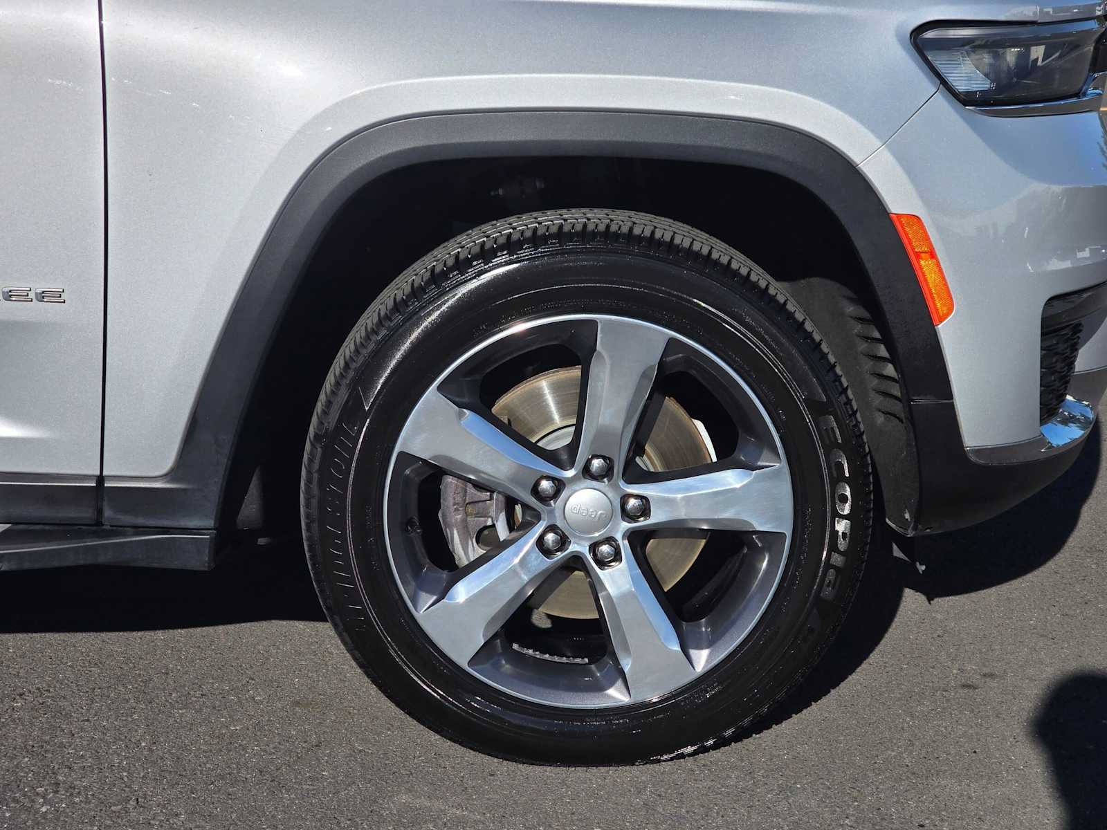 Used 2021 Jeep Grand Cherokee L Limited w/ Trailer Tow Package AWD/4WD image 9