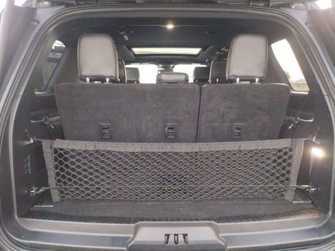 Used 2020 Ford Expedition XLT w/ Equipment Group 202A AWD/4WD image 29