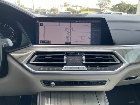 Used 2020 BMW X5 M50i w/ Executive Package AWD/4WD image 30