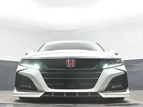 Used 2019 Honda Accord Sport image 44