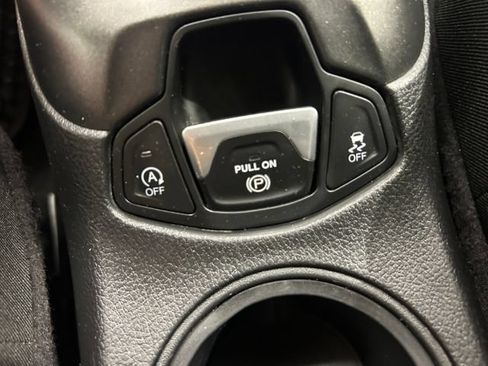 Used 2021 Jeep Compass Trailhawk AWD/4WD image 25