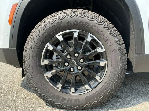 New 2026 Chevrolet Traverse Z71 w/ Enhanced Driving Package image 14