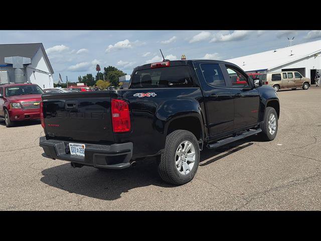 Used 2022 Chevrolet Colorado LT AWD/4WD image 32