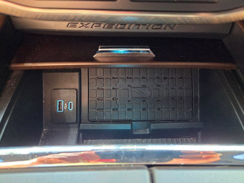 Used 2022 Ford Expedition King Ranch RWD image 30