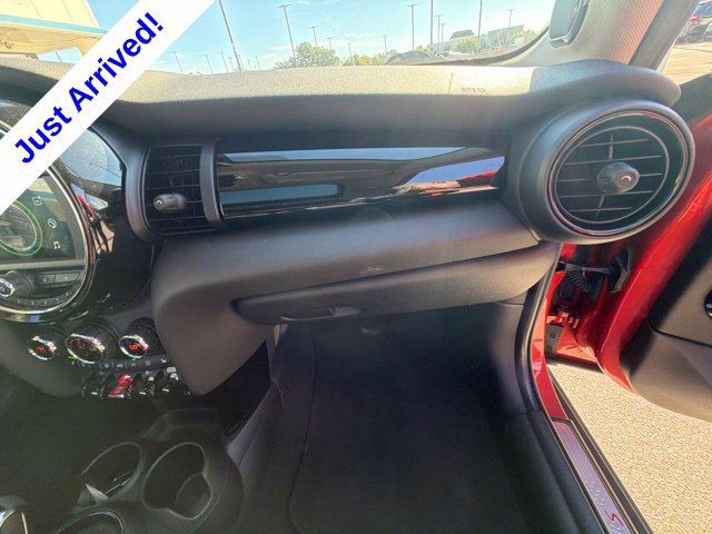 Used 2021 MINI Cooper S w/ Coral Red Edition FWD image 26