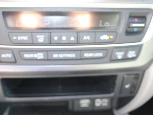 Used 2019 Honda Pilot EX-L image 33