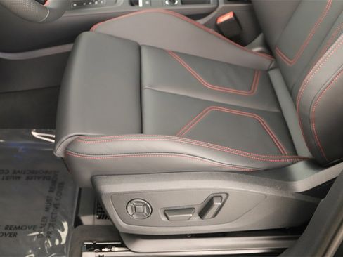New 2025 Audi Q3 2.0T Premium Plus image 25