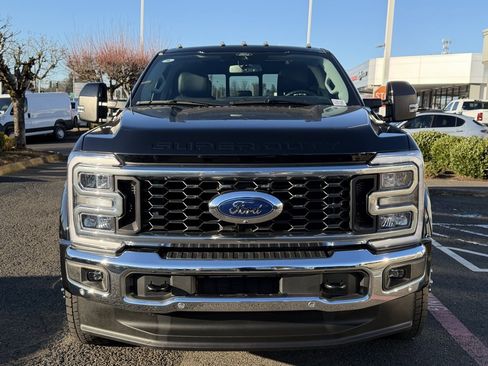Used 2024 Ford F450 Lariat w/ Lariat Ultimate Package image 3