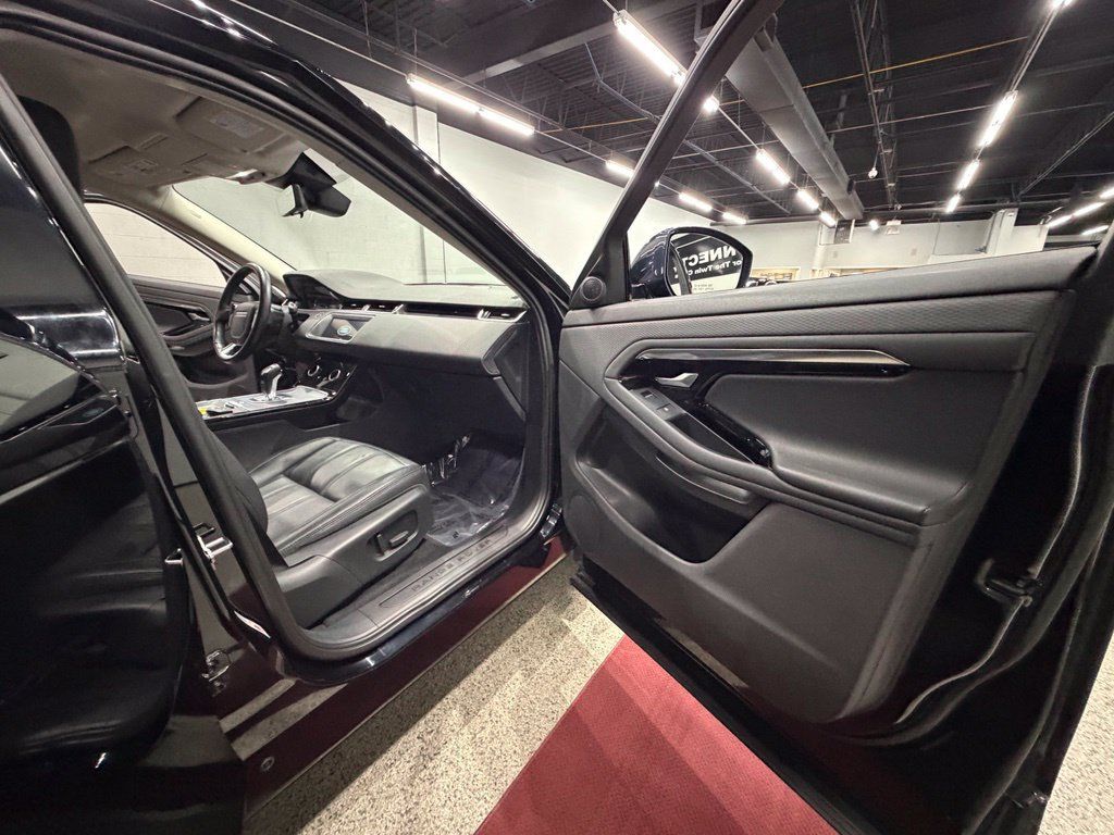 Used 2020 Land Rover Range Rover Evoque S AWD/4WD image 31