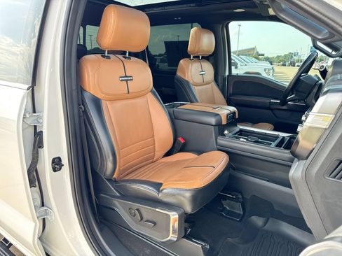 Used 2024 Ford F350 Platinum AWD/4WD image 25