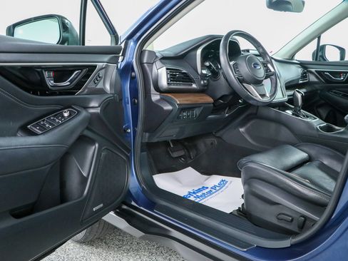 Used 2021 Subaru Outback Limited AWD/4WD image 3