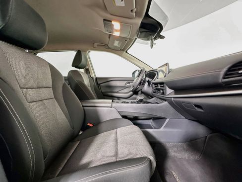 Used 2025 Nissan Rogue SV AWD/4WD image 31